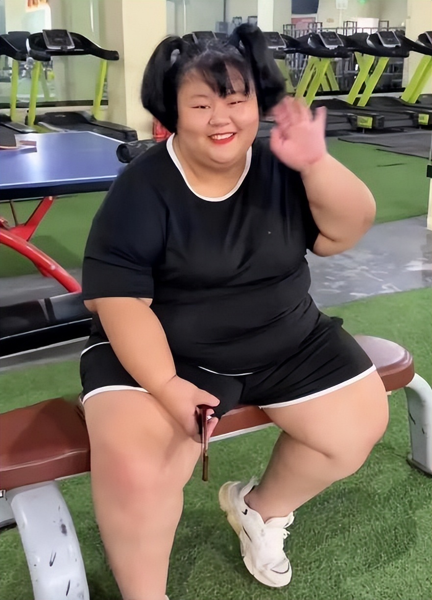 312斤网红翠花猝死事件更多细节披露,除训练外还需要配合拍视频