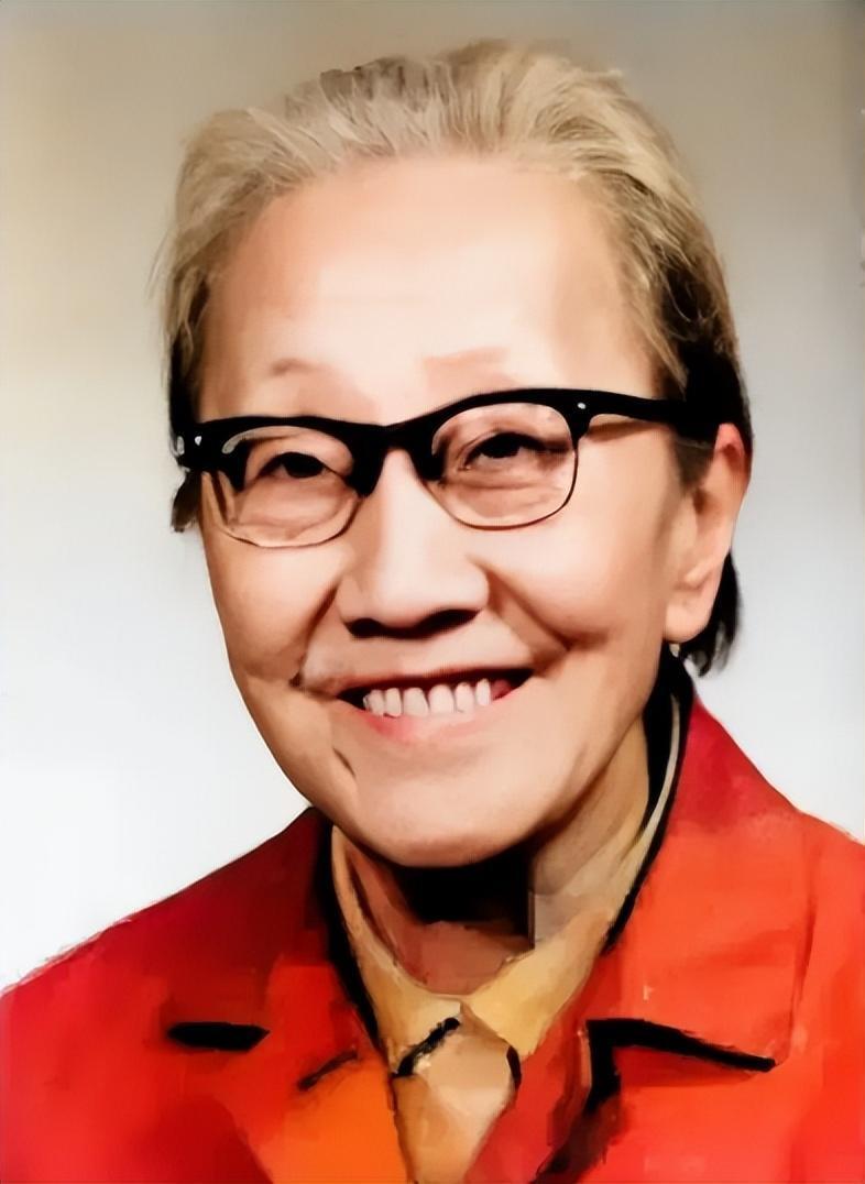 金铁霖遗孀马秋华二婚相伴32年丈夫去世后她过得如何