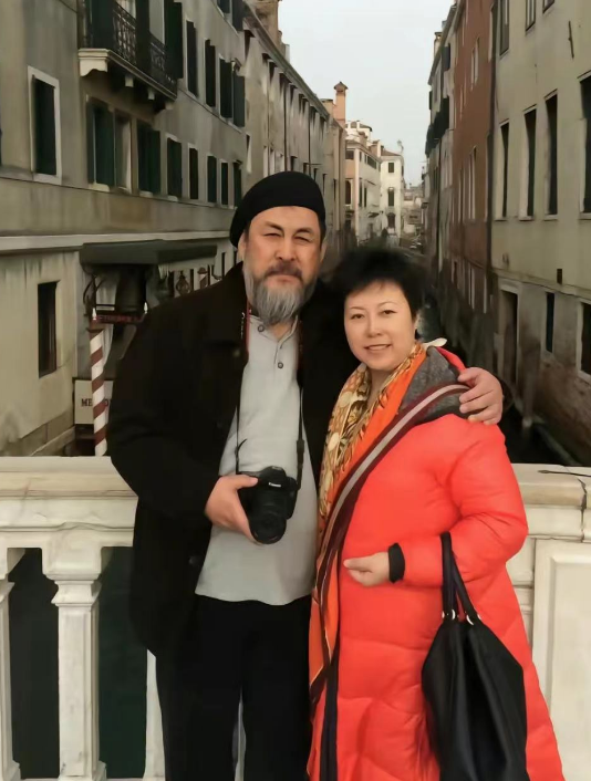 陆树铭尾七,徒弟全部感染新冠只能简易给他过,妻子发文悼念惹泪目