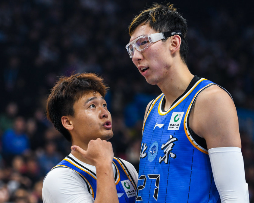 周琦曝赵睿转会首选不是北京 那后者最初想去哪？_腾讯新闻