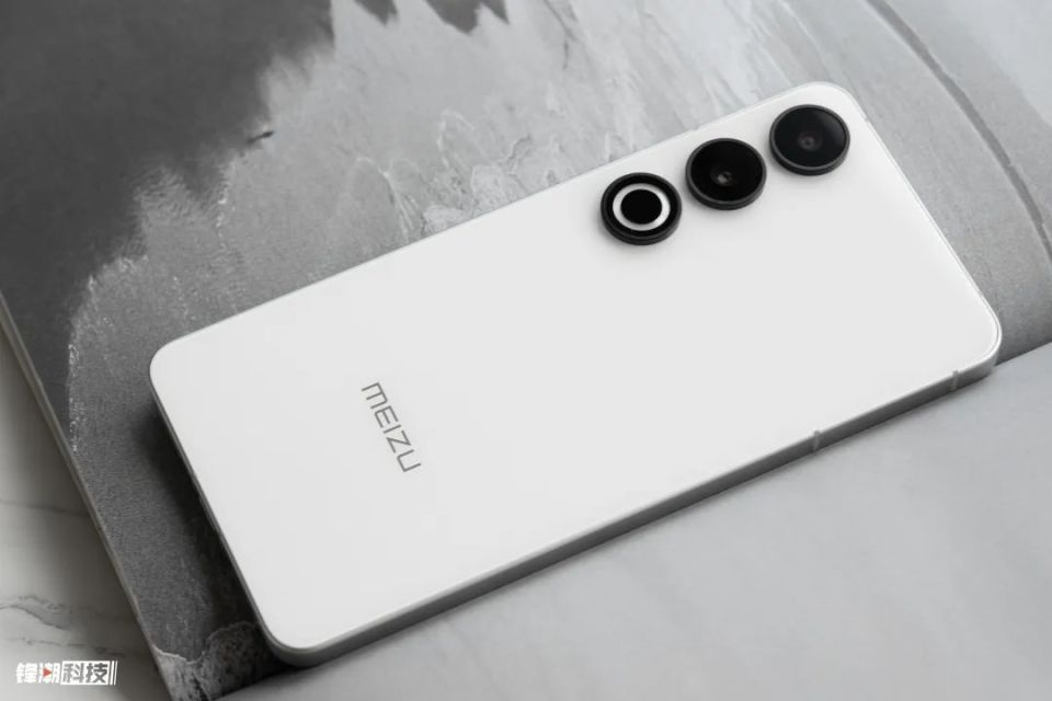 主摄样张主摄样张超广角样张虽说影像是魅族现在最不擅长的一块,不过