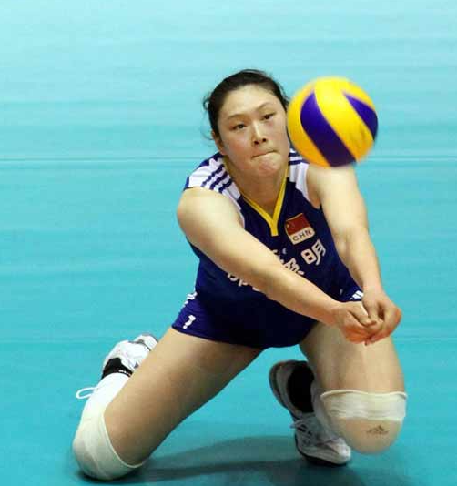 女排王一梅久违亮相退役六年减肥成功35岁颜值逆生长仍未婚