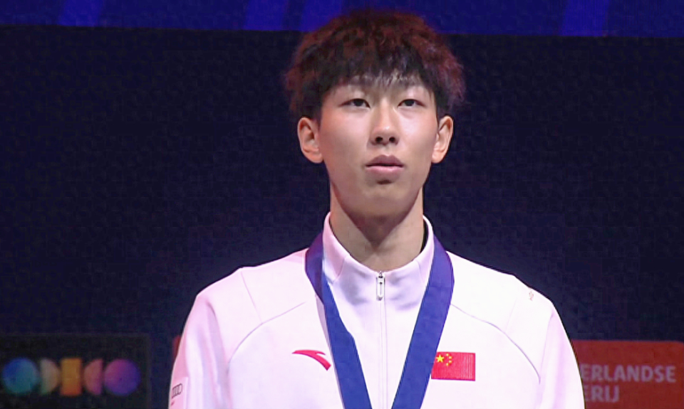 中国队连夺2冠孙龙夺冠创纪录林孝埈高唱国歌韩国再现内讧