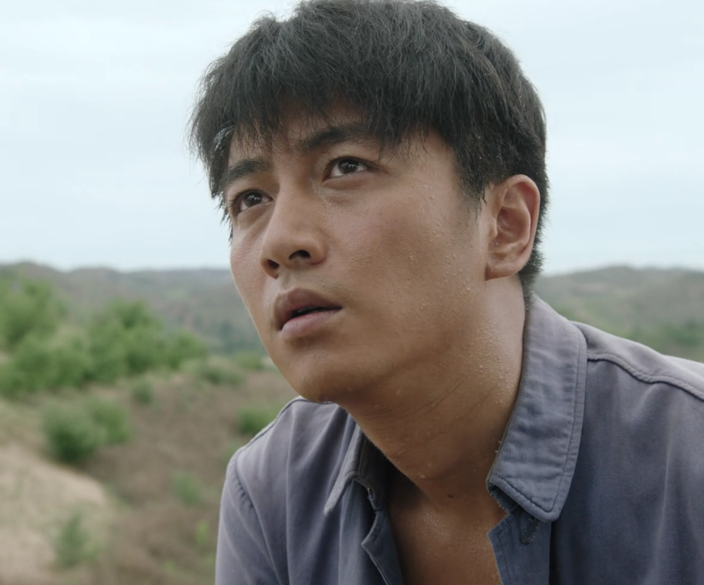 《人生之路》大结局：高加林失去公职，黄亚萍远走，巧珍嫁给马栓_腾讯新闻