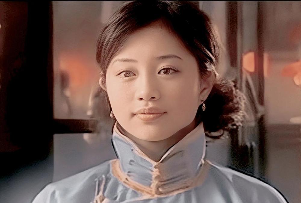 张龄心:19年师生恋后,她从丁克一族变成贤妻良母,还是丈夫的御用女