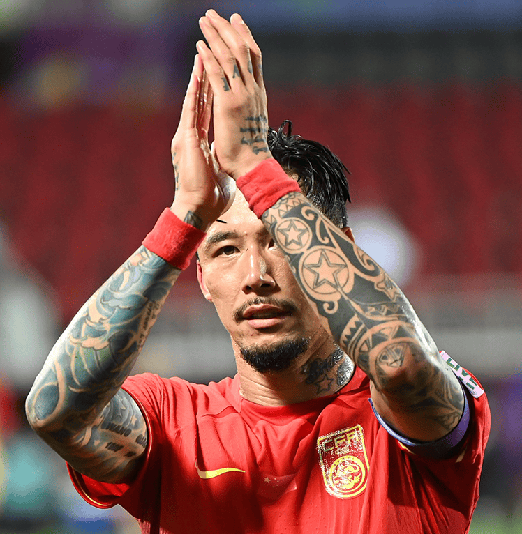 致敬铁血队长曝张琳芃亚洲杯后膝伤严重客战新加坡打封闭出战