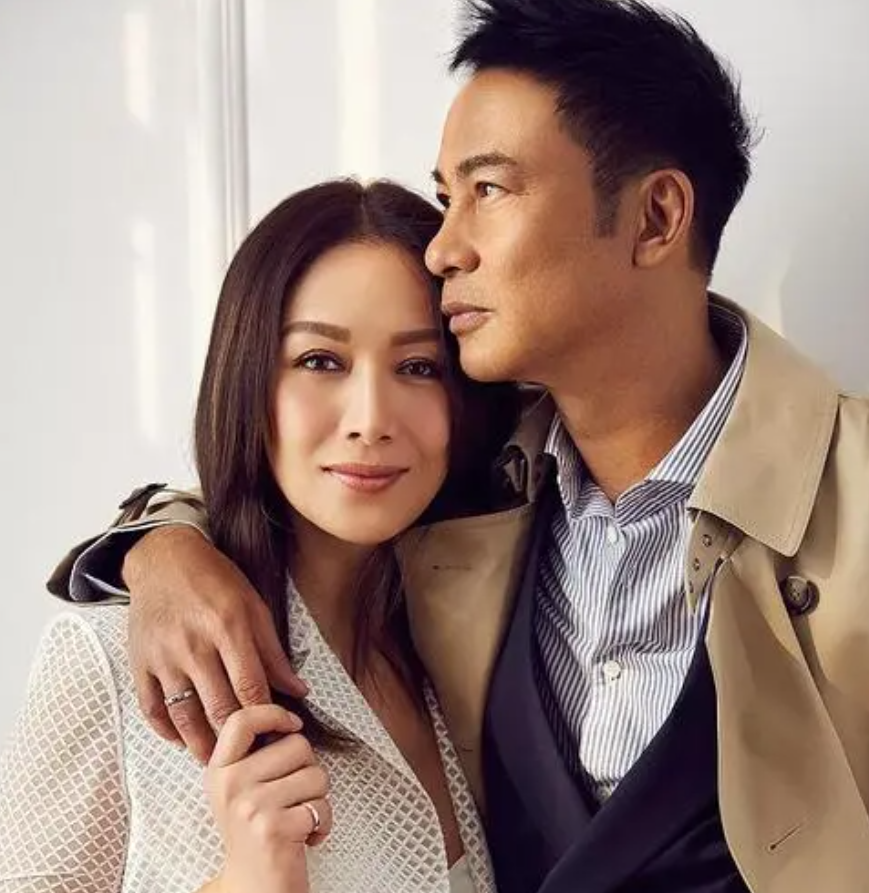 任达华名模老婆琦琦生图曝光,弯腰驼背严重,仪态与舞台上差距大_腾讯