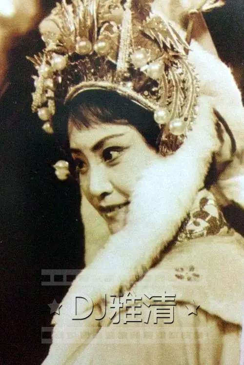 杨春霞：70年代曾红极一时，可她心底最大的痛，是深爱的人，已离开17年_腾讯新闻
