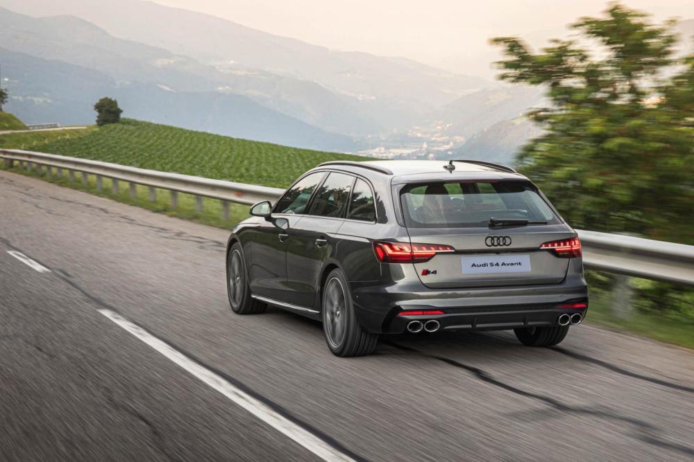 热血瓦罐燃擎将至奥迪s4avant中国首秀