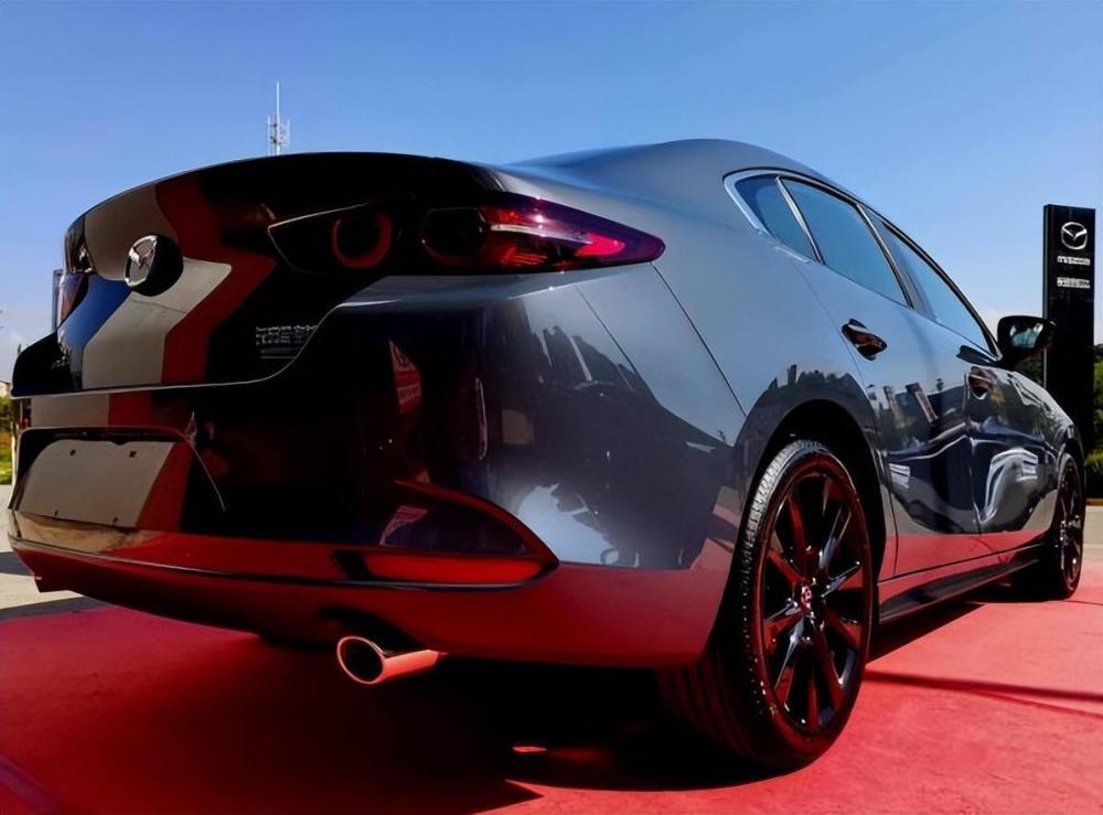 2023款马自达3官降3万起步价仅899万可盲入