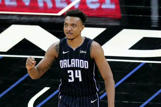 湖人休赛季市场一无所获,有望拿下2人,届时能称霸西部联盟