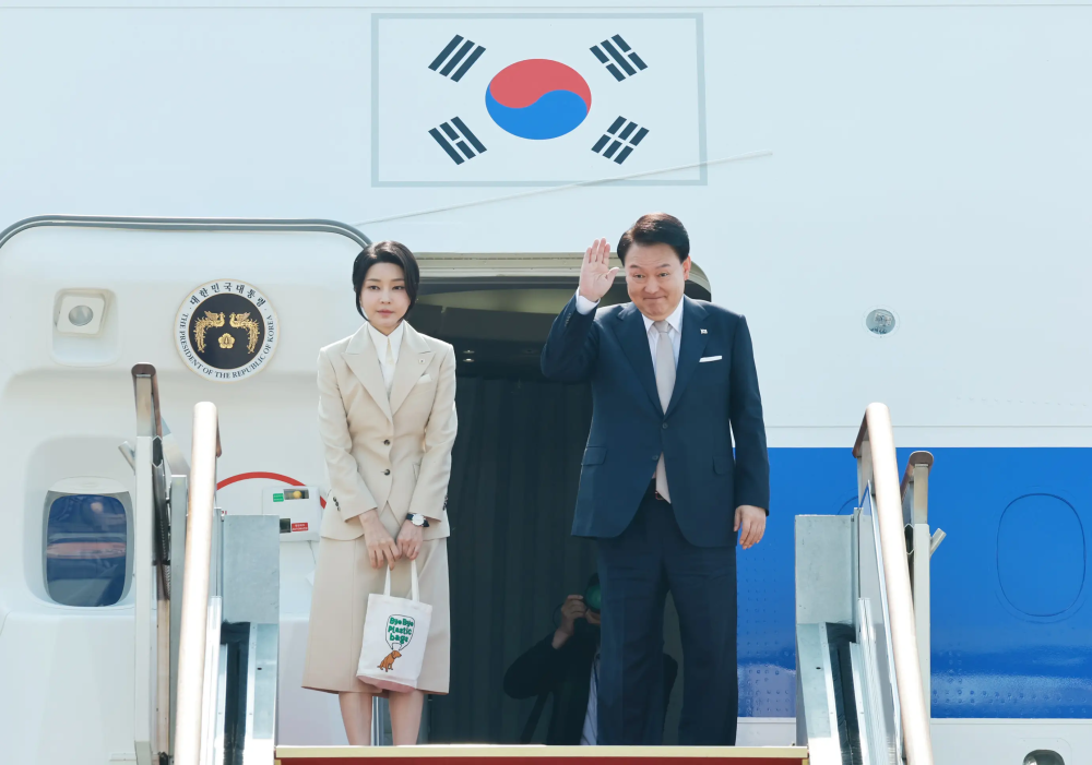 韩国总统夫人金建希图片
