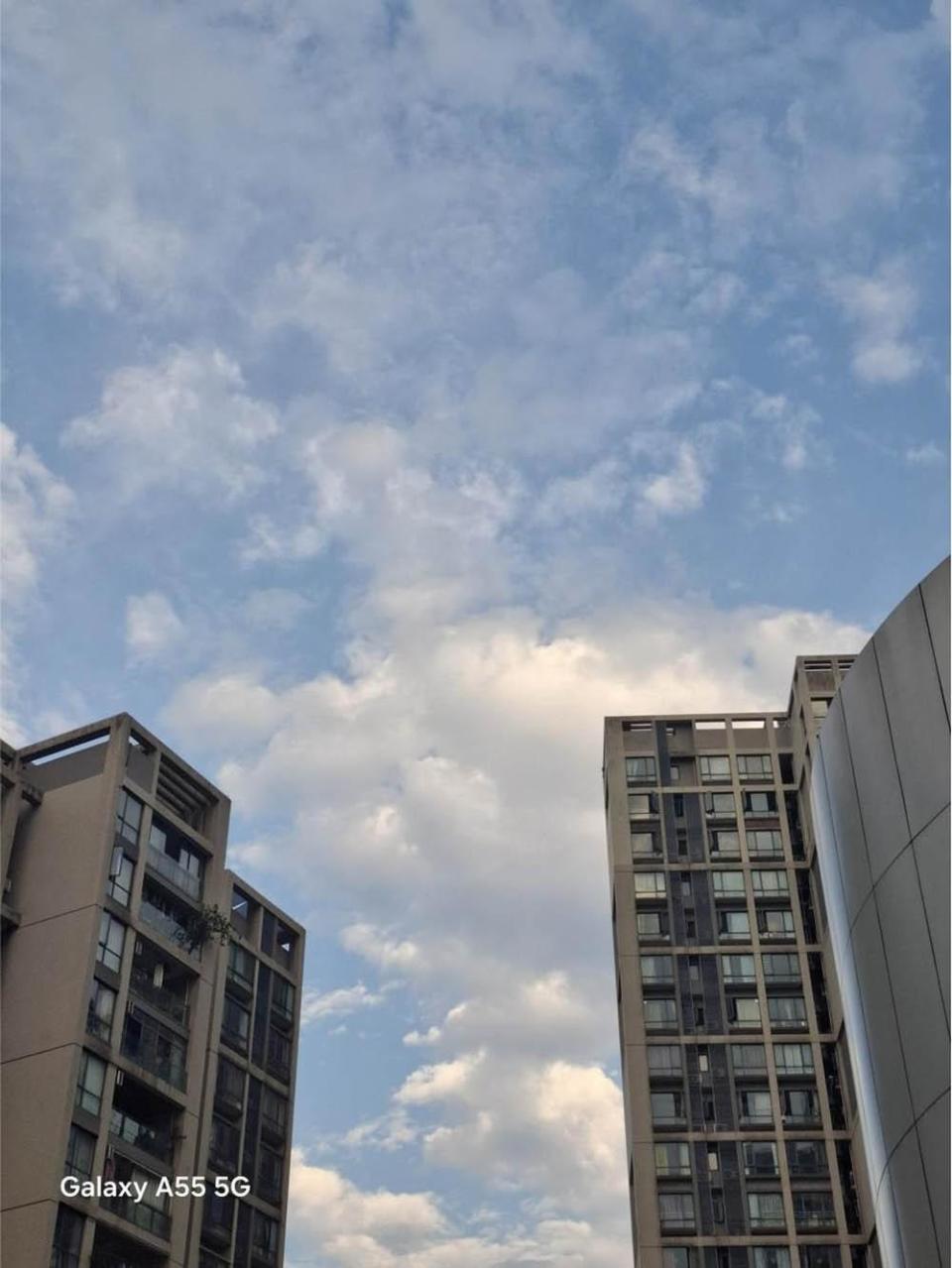 三星galaxy a55 5g上手体验:旗舰质感全面体验 618别错过