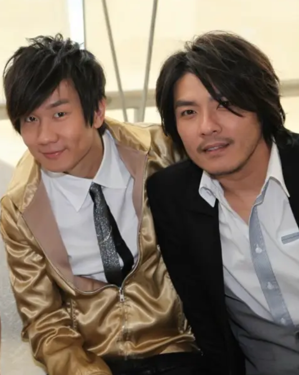 音乐人林秋离换肝病逝,林俊杰阿杜金莎悲痛悼念:老师一路走好