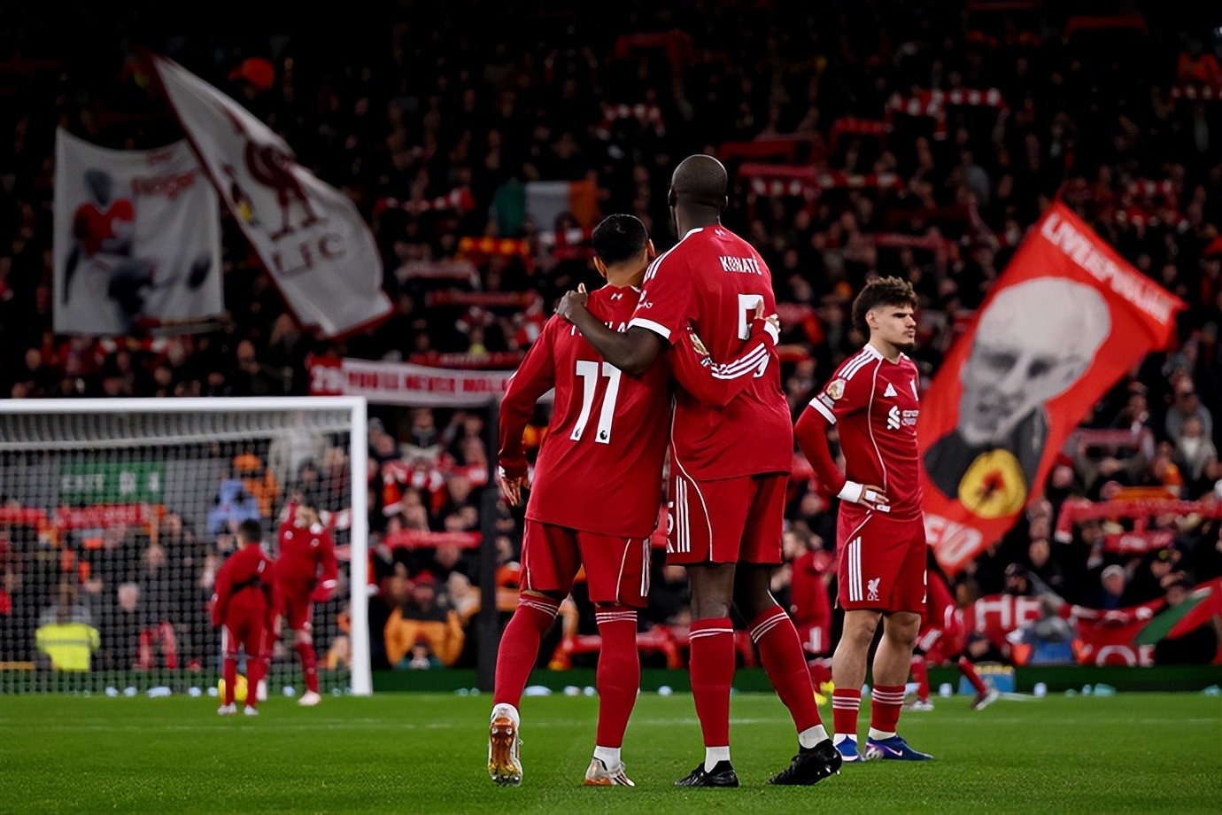 4:1！維爾茨傳射漸入佳境 埃基蒂克梅開二度 利物浦終結5輪不勝 - 