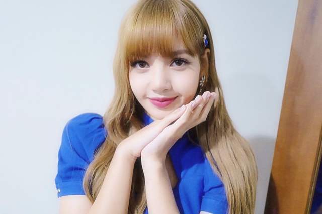 blackpink lisa送养父礼物庆祝生日,礼物来自"传闻男友"?_腾讯新闻