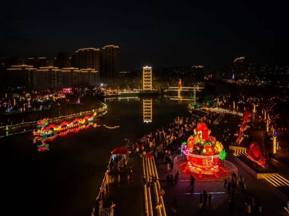 仙桃纺织服装产业留住返乡人_腾讯新闻