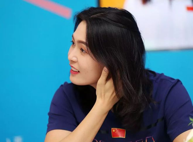 中国游泳世界冠军张雨涵深夜被骚扰,对方还要给她买单