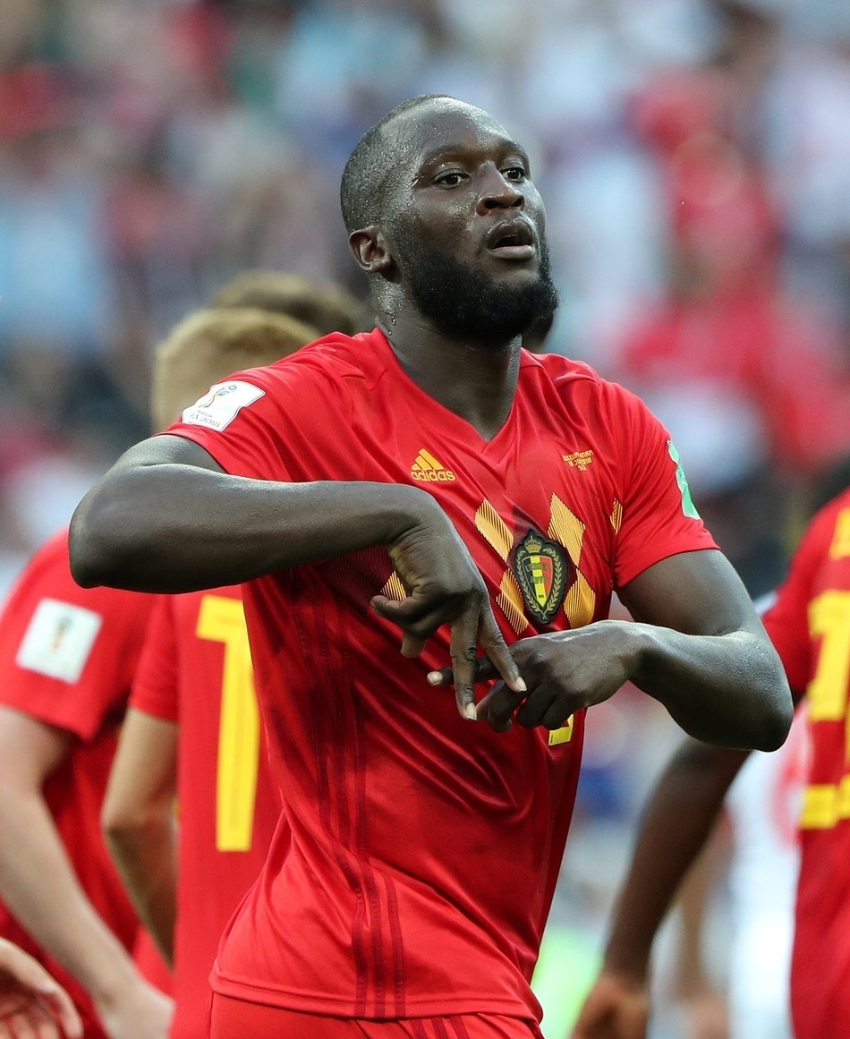 50卢卡库踢疯了国家队一样能虐菜4球优势力压c罗领跑射手榜