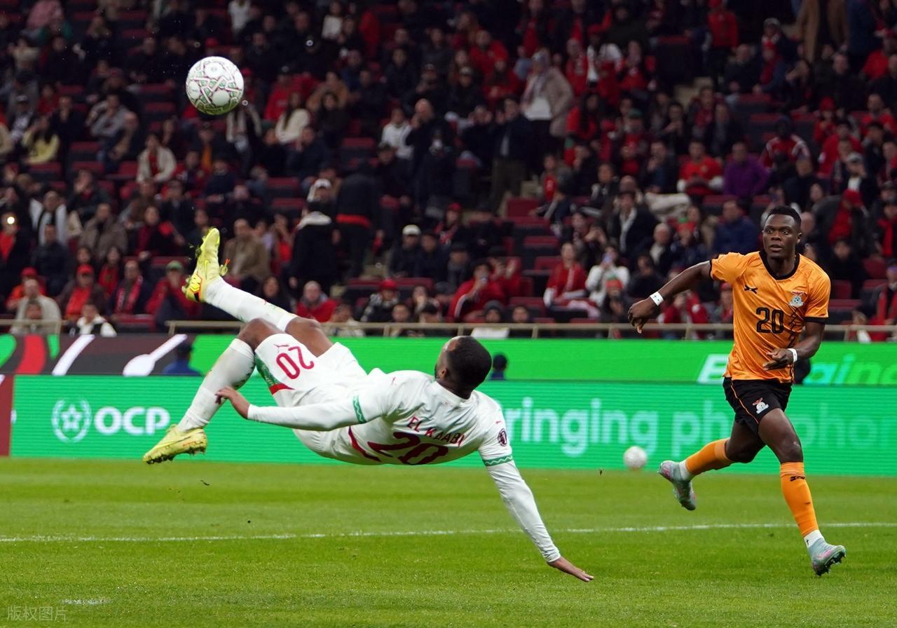 神了!32歲中超舊將又閃耀非洲杯:雙響+飆石破天驚凌空倒鉤世界波 - 