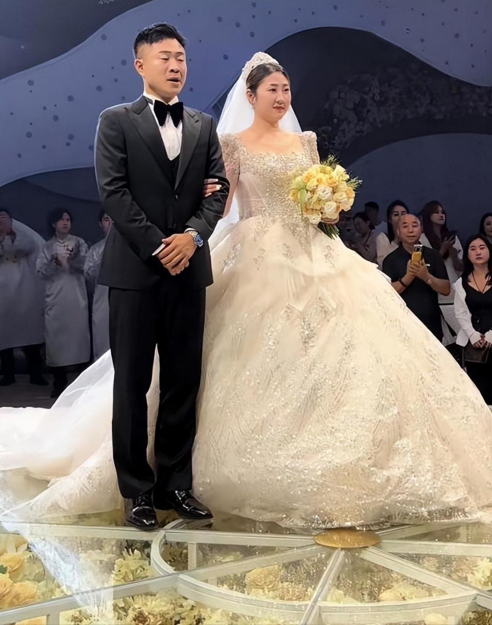 "刘能"儿子王亮二胎得子,剖腹产孩子8斤多,亲妈温美玲陪产