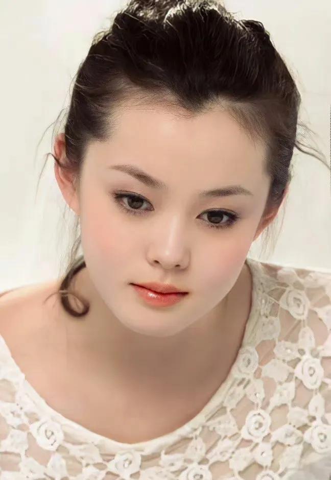 还记得刘一含吗？36岁在《花琉璃轶闻》中演妈，牡丹仙子是白月光_腾讯新闻