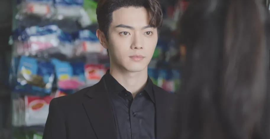 《承欢记》央视开播,看完四集就绷不住了,杨紫许凯也演得太僵了_腾讯