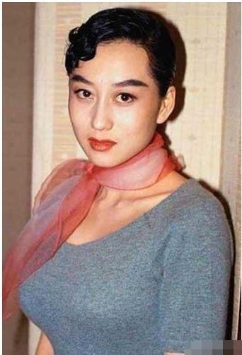 客观评价利智的颜值她算不算大美女对她的美一直误解太深