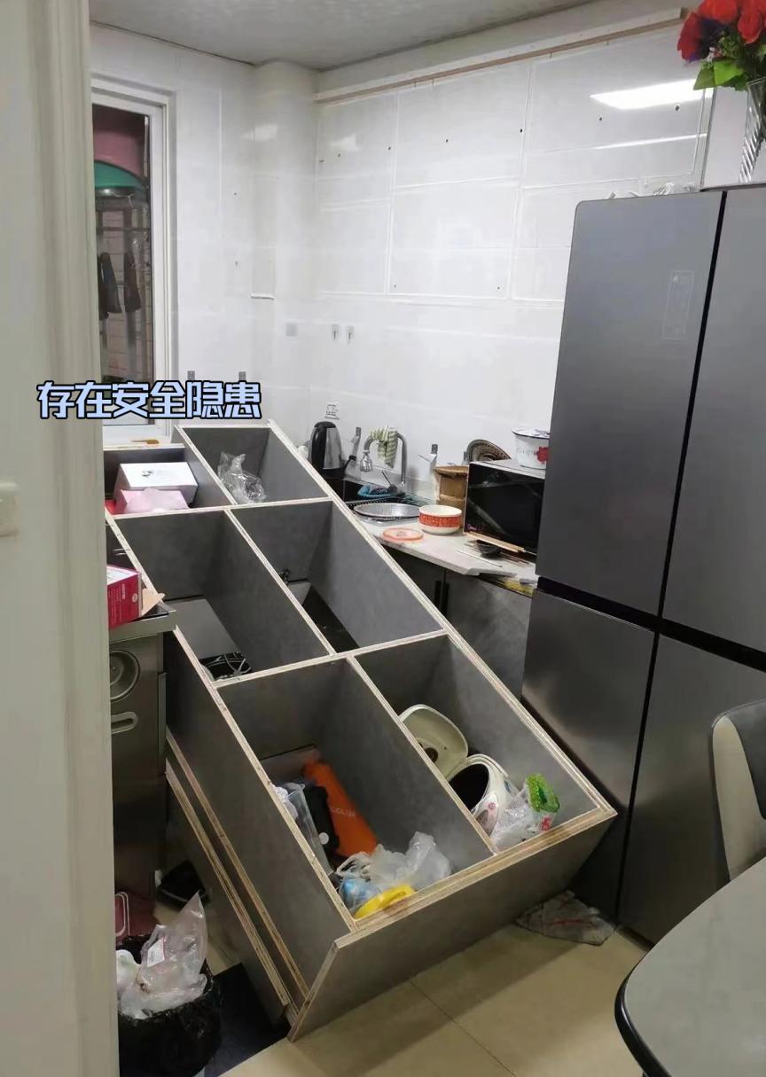 为何越来越多人的厨房不装吊柜了?只因缺点过于明显