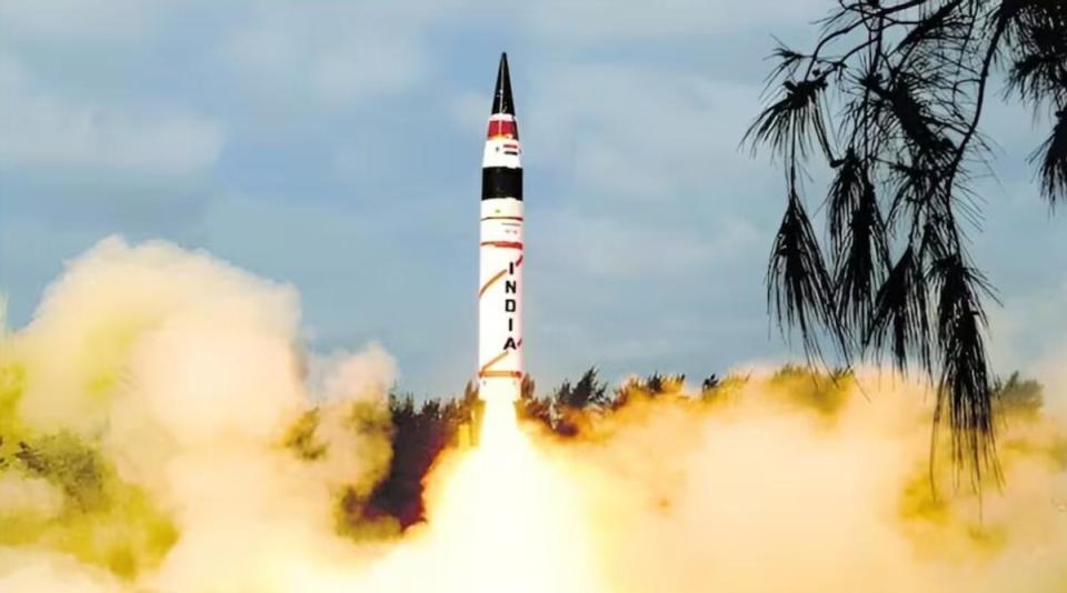 ӡ�����䡰�һ�-3�����켣���������ȼ���