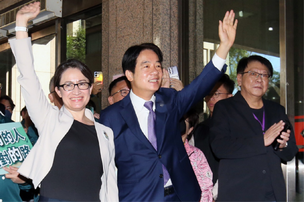 介文汲:台湾民众只能后果自负