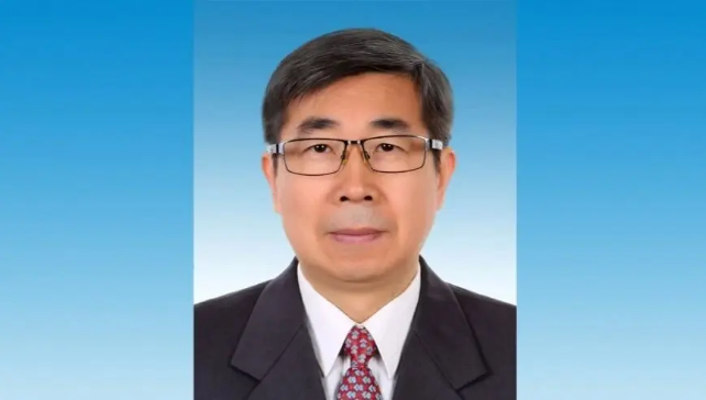 江文胜任国务院副秘书长