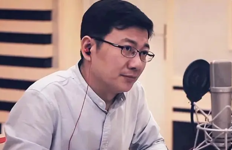 《泰坦尼克号》(dvd版)中的杰克,科幻电影《变形金刚》中的山姆配音