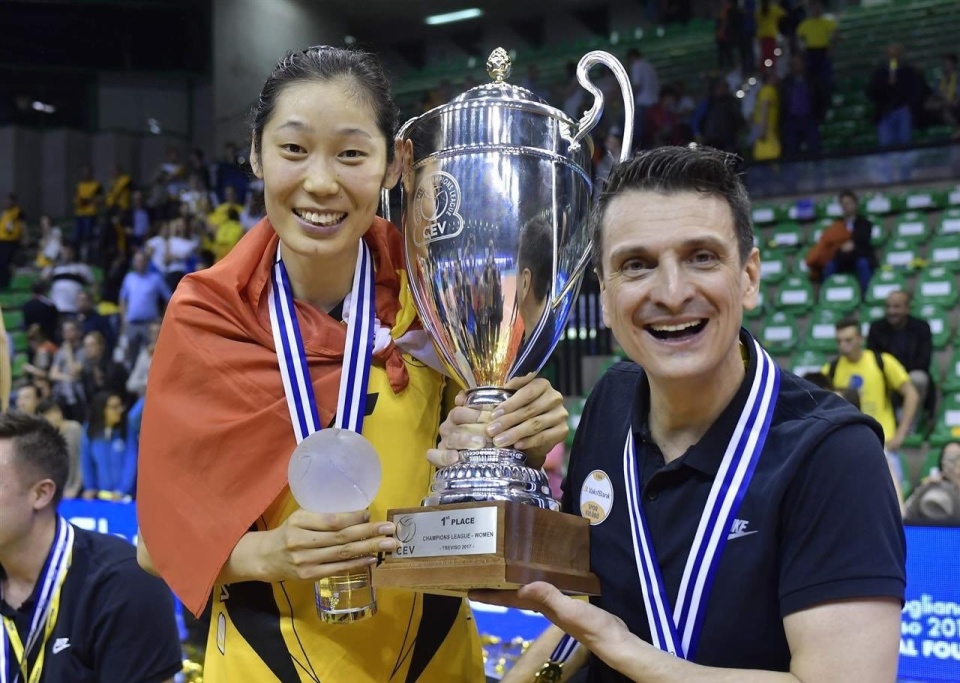 在古德蒂的精心调教下,朱婷与希尔,高兹德,斯洛特耶斯等世界级球星一