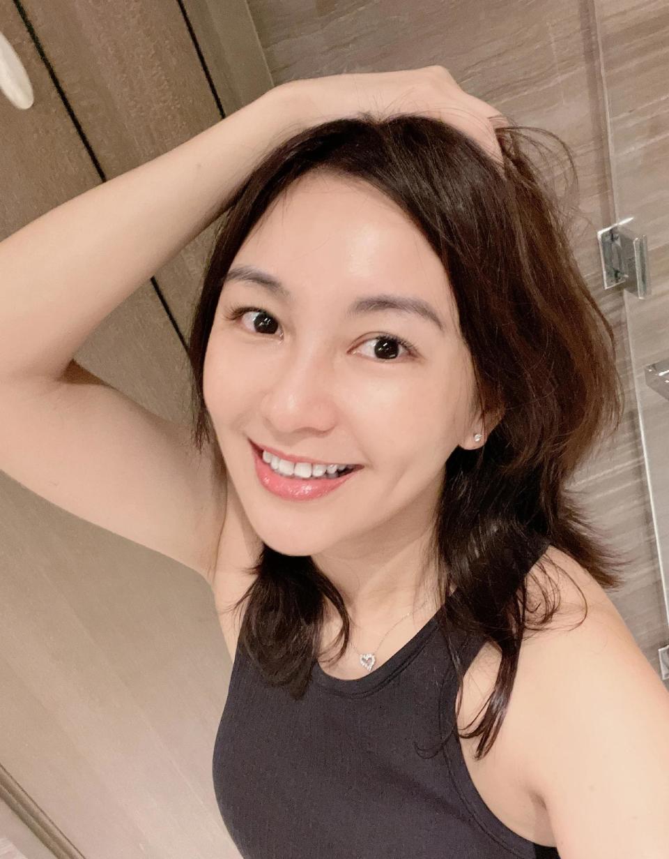 03版倚天美人颜值对比,高圆圆花期长,林静变化大,黄衫女子神秘