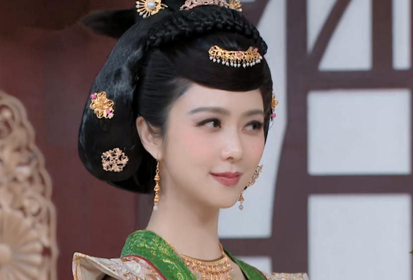 大部分观众对薛凯琪的演技印象停留在《画皮》小唯阶段,当时她出色的