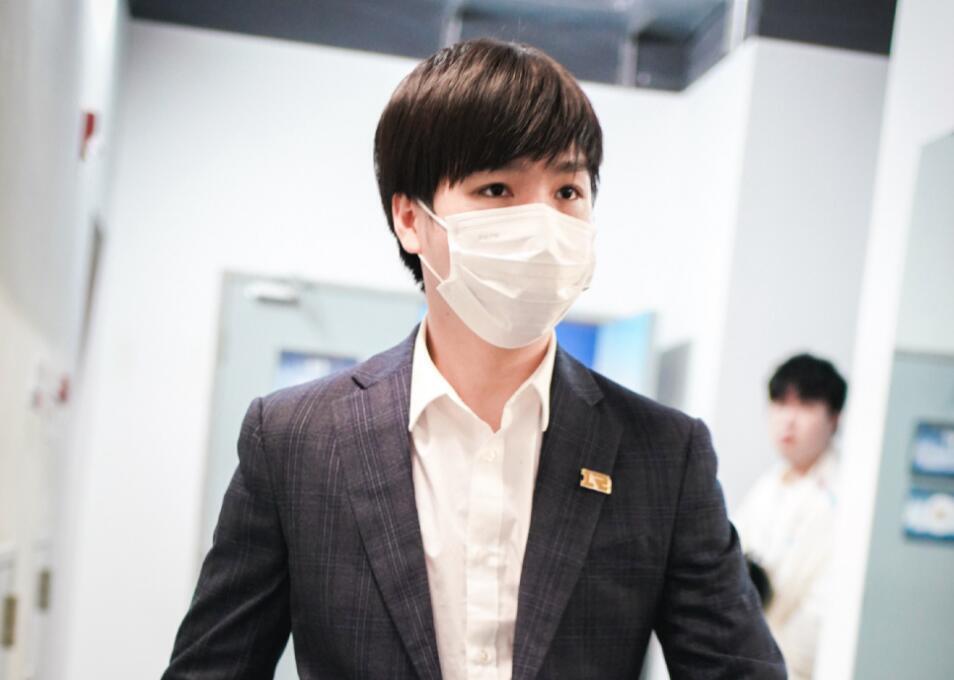 letme身为教练天天直播,他透露真实原因,不直播自己