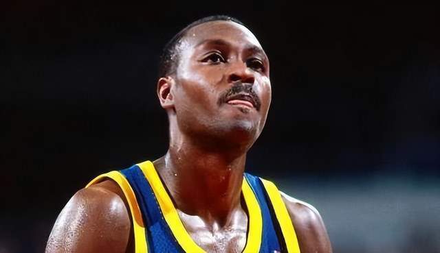 强如拉里伯德仅是78年6号秀,排在他前面的5个人是谁,成就如何