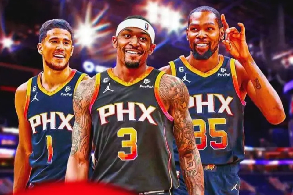 既没有总冠军，也没有MVP，太阳为什么还要顶薪续约布克？
