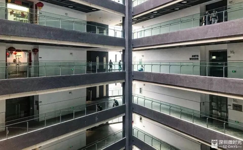 一个深圳年轻人，尝试100种兼职，靠日入180元“活着”_腾讯新闻