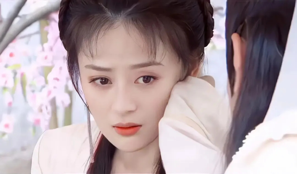 疑似整容失败,"鼻子"上热搜,离开于正的袁姗姗,糊成了十八线?