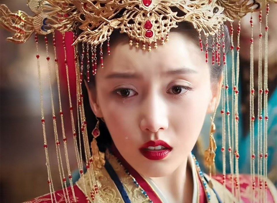《少年白马醉春风》大结局：鬼仙境叶鼎之，为何败给百里东君？_腾讯新闻
