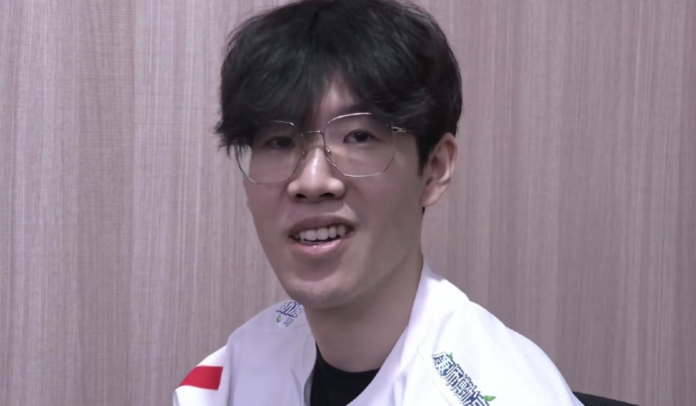 theshy一语成谶,被faker单杀三次,0-9赢下比赛,上单真不行_腾讯新闻