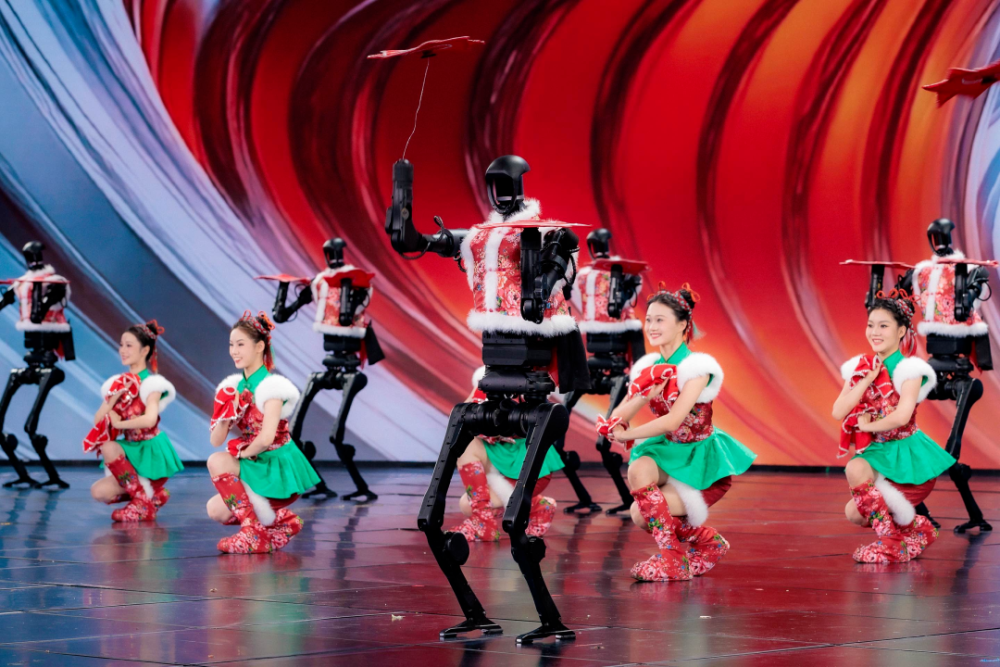 赴港上市募资研发人形机器人，三花智控实控人身家超600亿元_腾讯新闻
