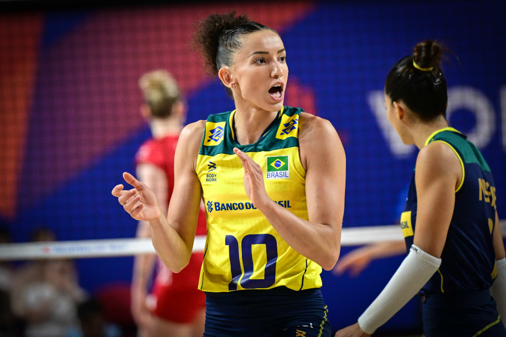 31巴西女排获九连胜排名升榜首加比轰24分波兰首败