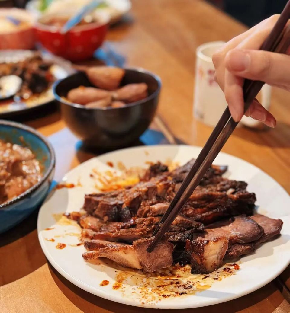 年夜饭菜单意外流出：竟然全是预制菜？！_腾讯新闻