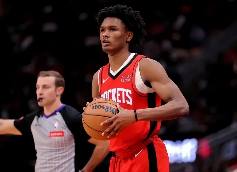 这合理吗火箭与勇士拉开差距惠特莫尔或与格林不兼容