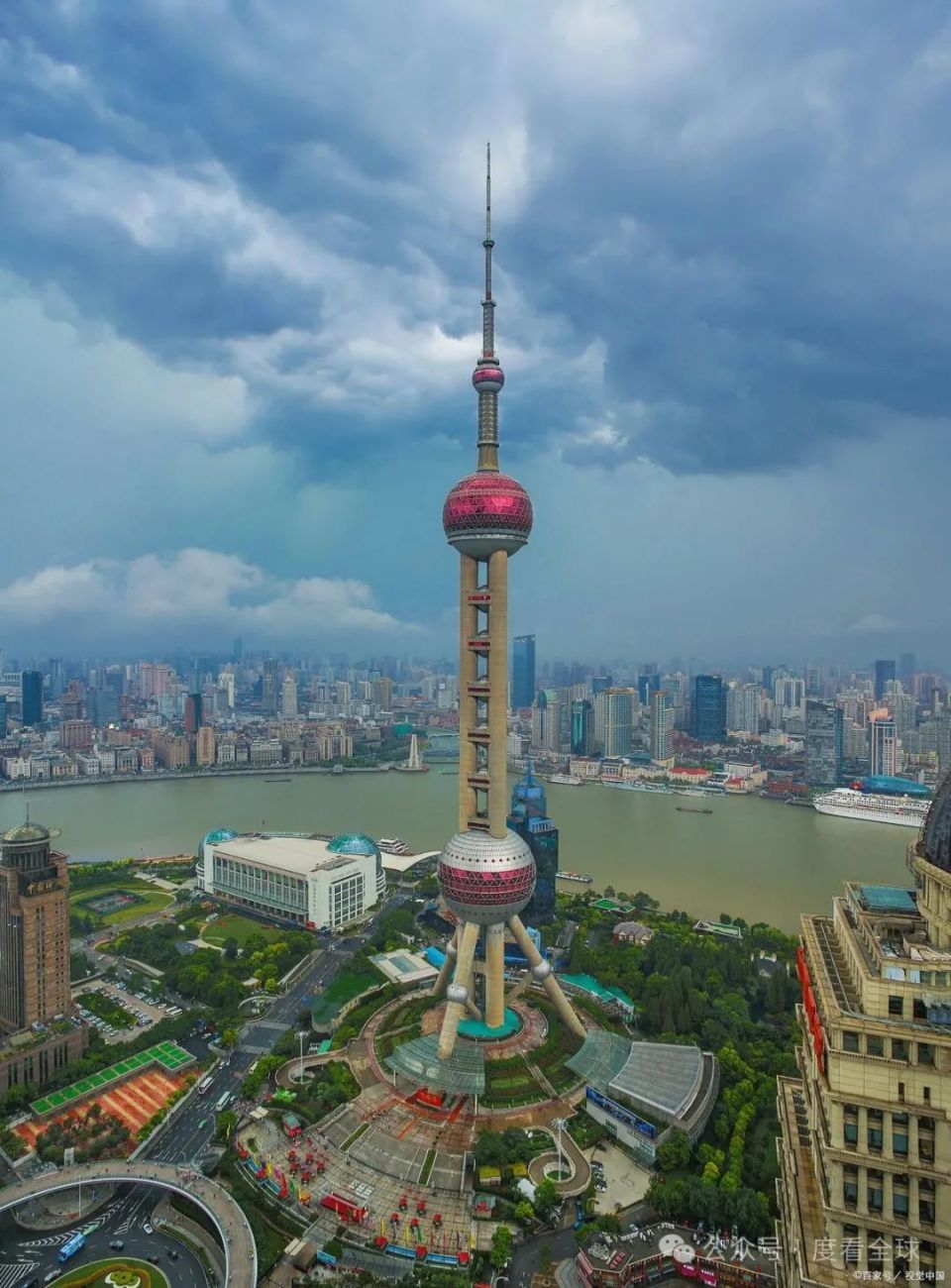 东方明珠多高?穿越468米高空,感受东方明珠的震撼与魅力!_腾讯新闻