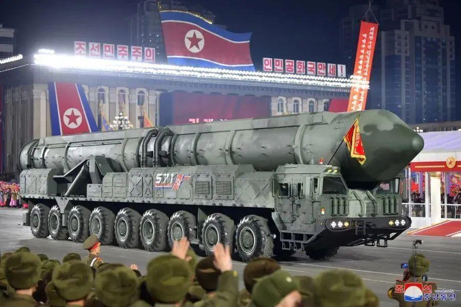 掀起数十米高巨浪,朝鲜成功试验重型核鱼雷,这下真成核大国了