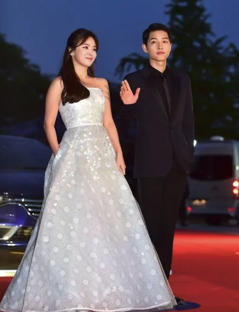 百想艺术大赏看点满满,宋仲基宋慧乔或将同框,视帝视后竞争激烈